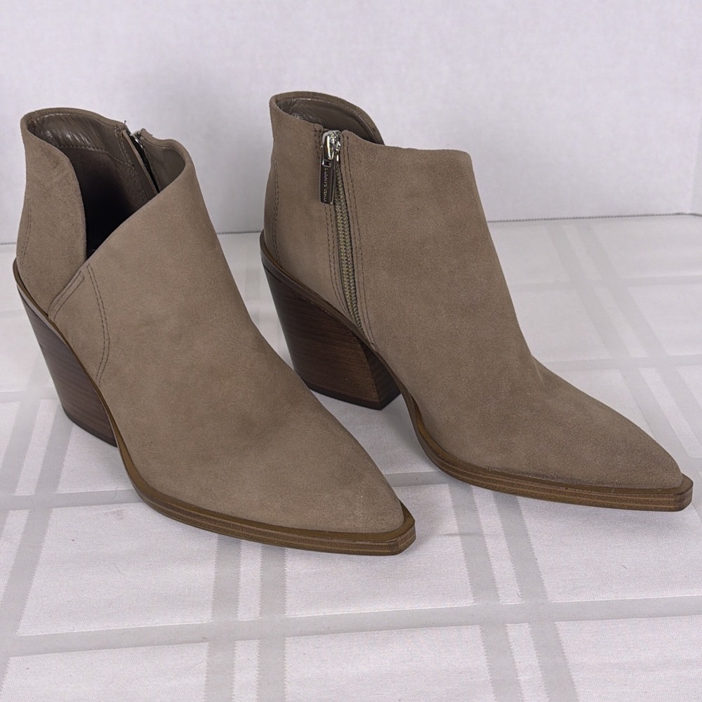 Vince Camuto Grendan Western Bootie Tan Suede With Block Heel  Size 6